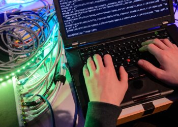 FBI warns cybercriminals posing as IT support are targeting law firms