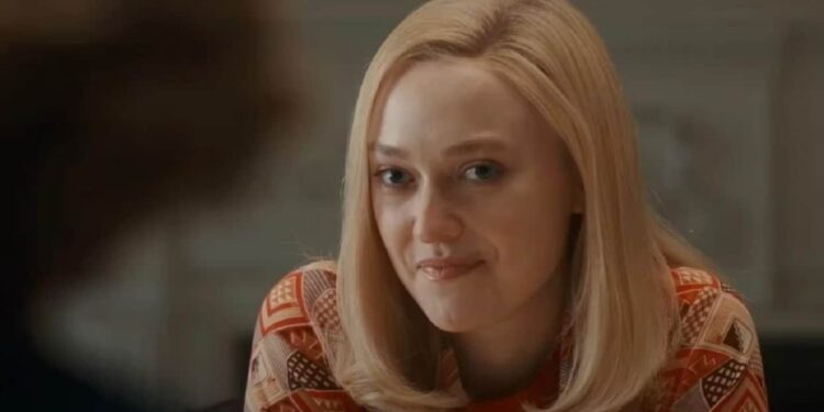 Dakota Fanning Goes On Star Trek Adventure In Streaming Comedy That Will Make You Cry