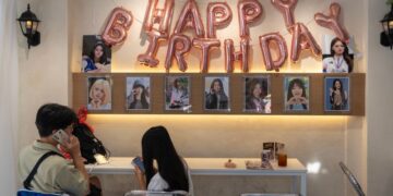 Idol devotion: Inside Seoul’s ‘birthday cafés’