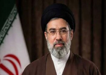 Leader hails Iranian officials’ efforts, says Trump desperate in reaching deal