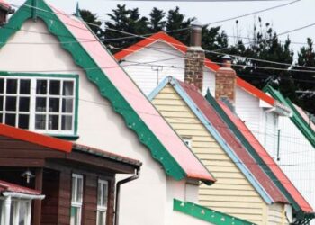 Falklands approve accelerated housing scheme with 30 modular homes at Murray Heights — MercoPress