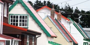 Falklands approve accelerated housing scheme with 30 modular homes at Murray Heights — MercoPress
