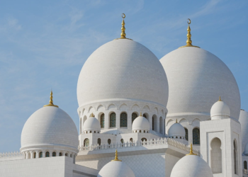 Mastering the Art of Budget Travel: A Comprehensive Guide
