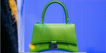 Americas lead luxury’s gradual recovery: Bain