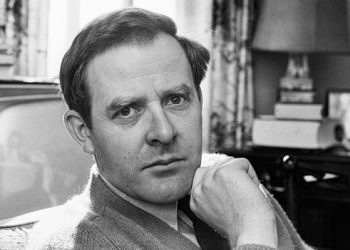 ‘His life was one of fantasy’: How John le Carré’s spy novels were shaped by his con-man father