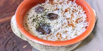 Kafta with Yogurt {كفته بلبن} – The Tabouli Bowl
