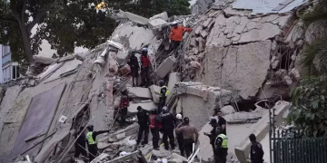 Venezuela earthquake death toll rises to 162, nearly 1,000 injured