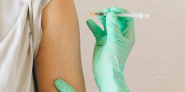 Brazil suspends its dengue vaccine as a precaution after two deaths — MercoPress