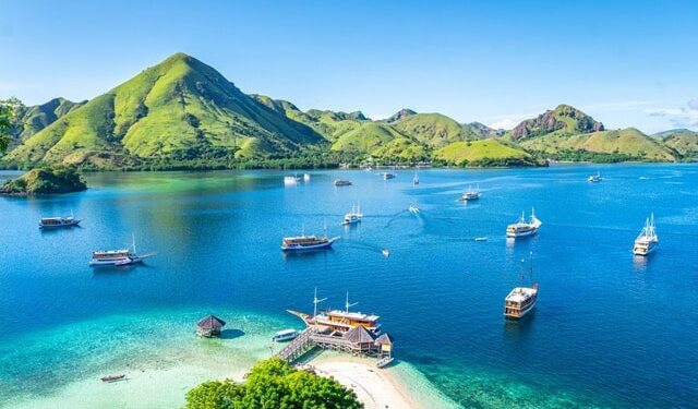 Dragons, Volcanoes, and Pink Sands: The Ultimate Southern Indonesian Yacht Charter Experience