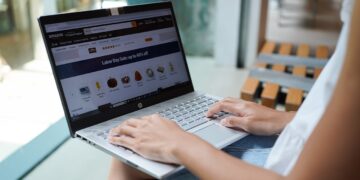Amazon’s new AI search creates images as you type to find products