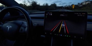 Tesla Driver Using Autopilot in Texas Crash Is Charged With Manslaughter