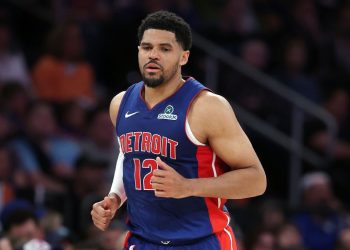 Sources: Spurs land 2-year, $31M deal with Tobias Harris