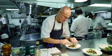 Tom Colicchio’s Final Service | Food and Environment Reporting Network